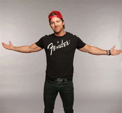 Kip Moore Biography, Age, Height, Wife, Net Worth, Family